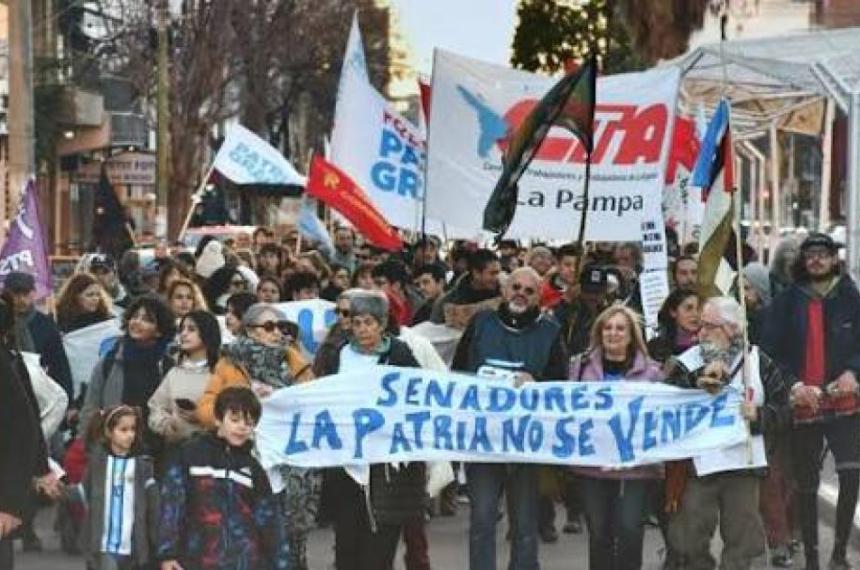 Organizaciones sociales y políticas acordaron un documento conjunto