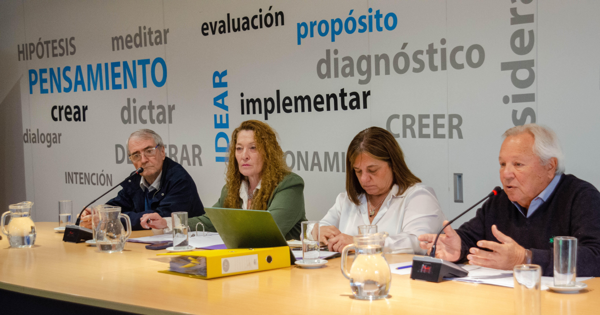 Carlos Jañez y César Bega Rodríguez hablaron sobre la relación de los médicos con la Ley Nicol�s