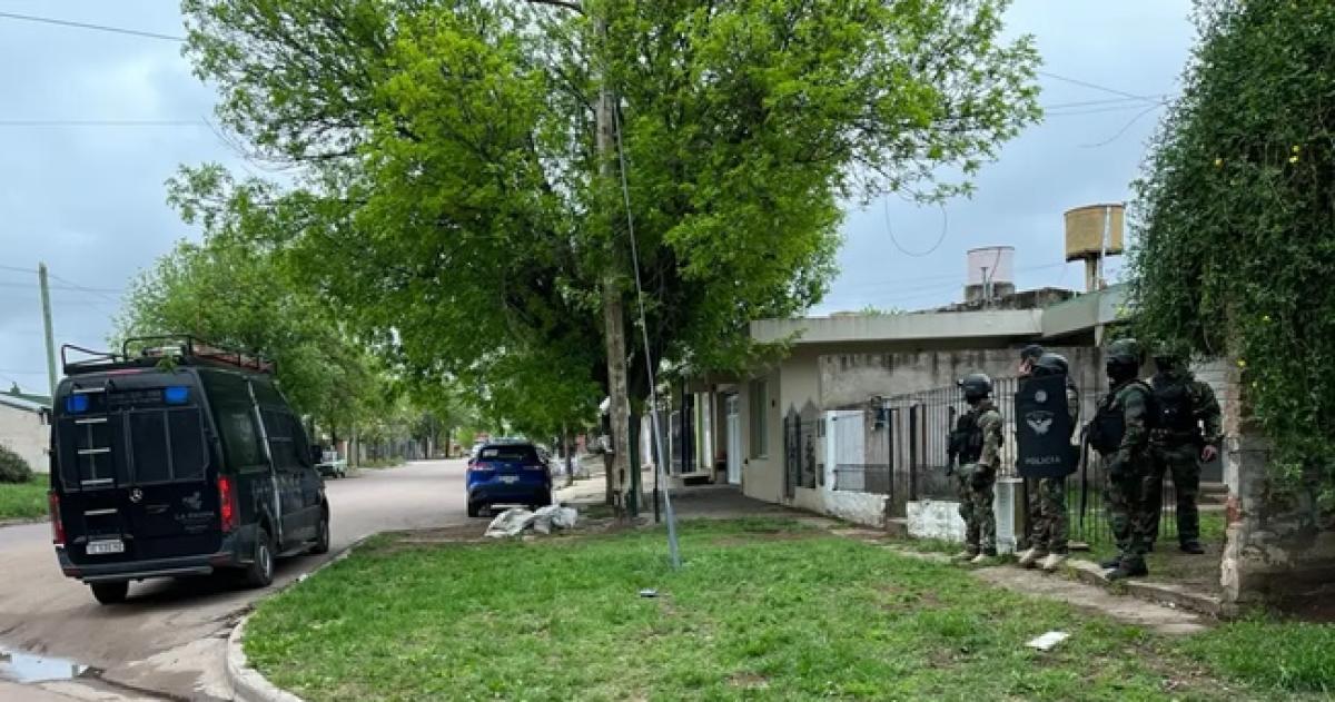 La policía realizó varios allanamientos en Pico