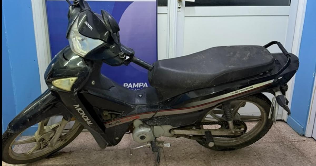 La moto robada fue restituída a su propietario