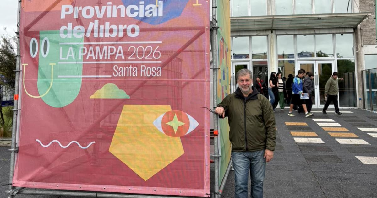 Edgardo Esteban presentó La batalla final en la Feria Provincial del Libro