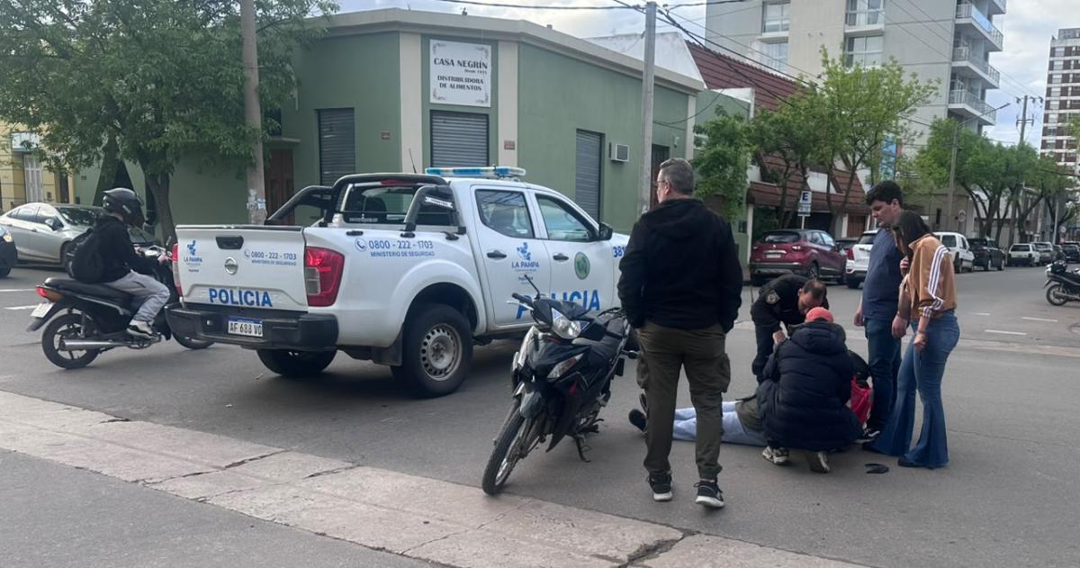 El motociclista fue asistido por un móvil policial