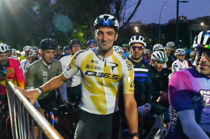 Sacloni disfrutó de su otra pasión el ciclismo