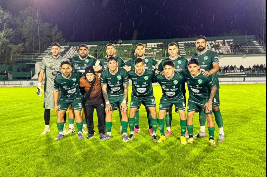 Ferro tuvo las mejores oportunidades de la etapa inicial