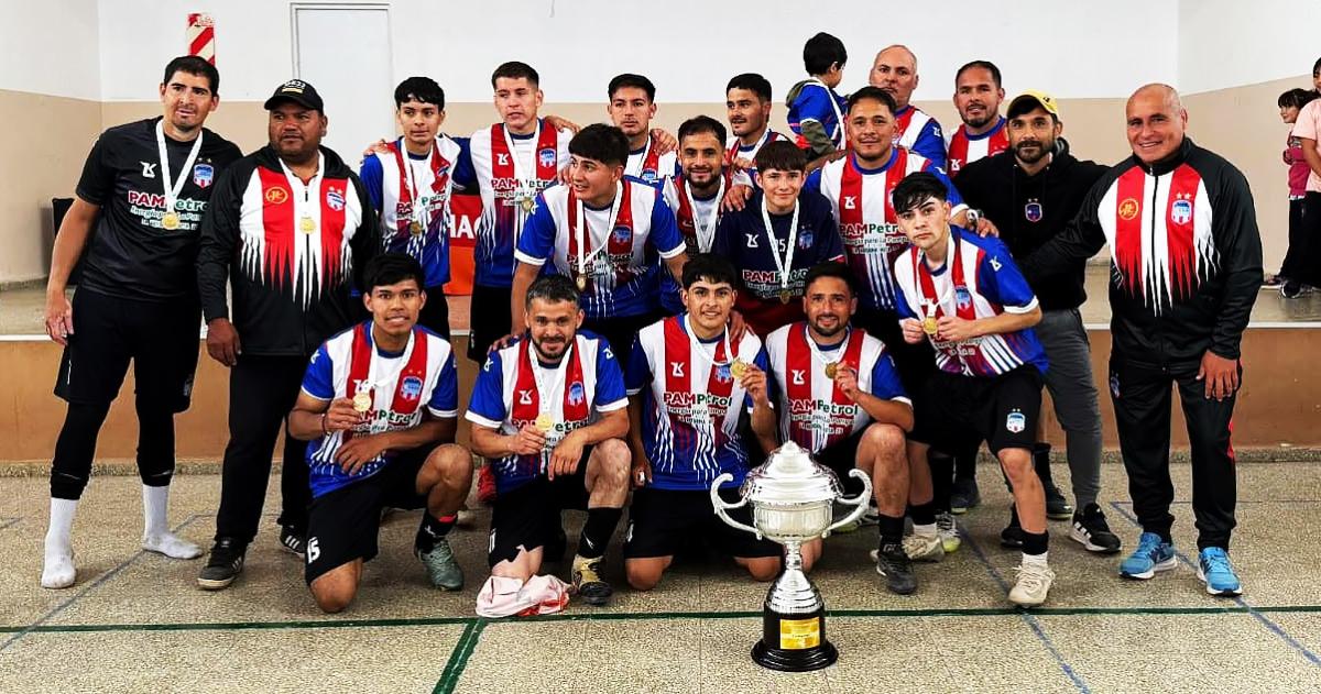 El campeón se impuso en los penales
