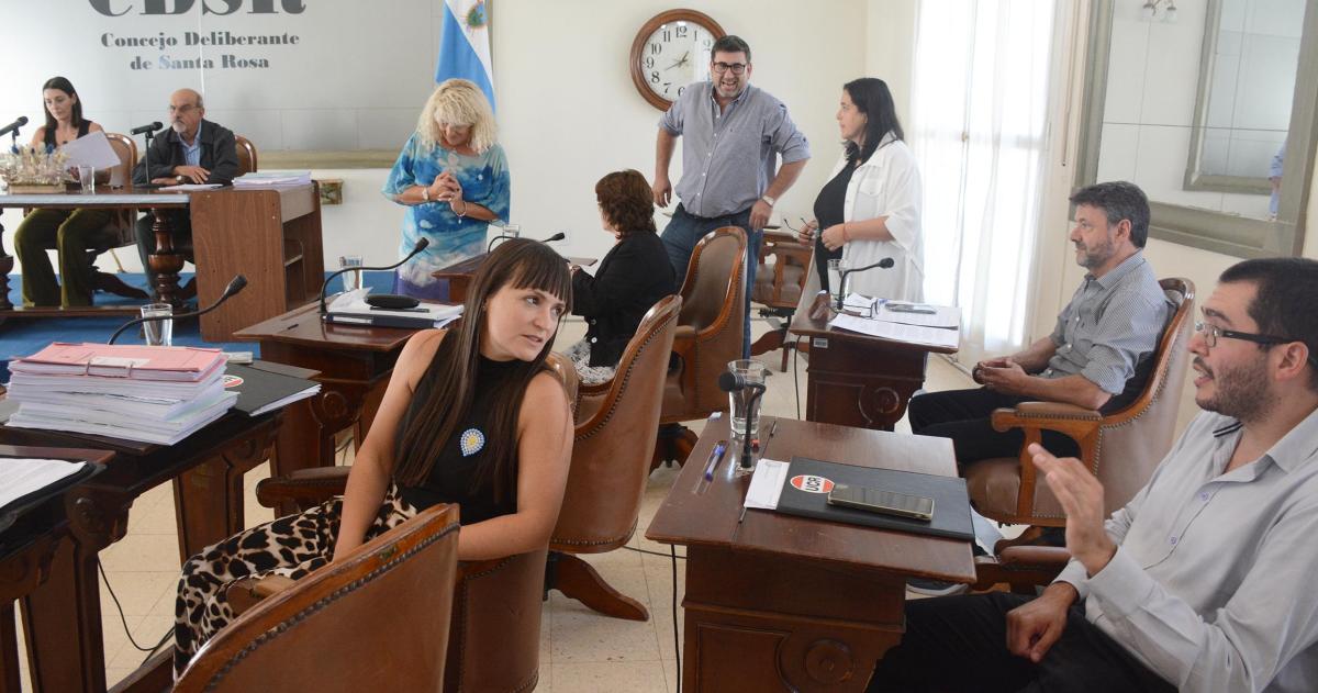 El bloque radical pidió conocer cu�nto pagó Camuzzi al municipio por la Tasa de Inspección Seguridad e Higiene desde 2023