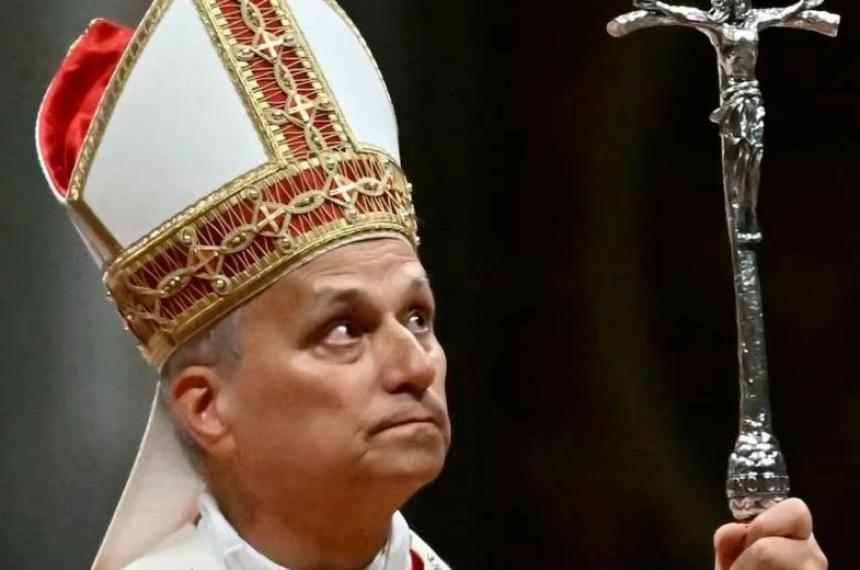El Vaticano informó que el pontífice se sometió a una intervención en el Policlínico Gemelli de Roma para extirpar una lesión maligna