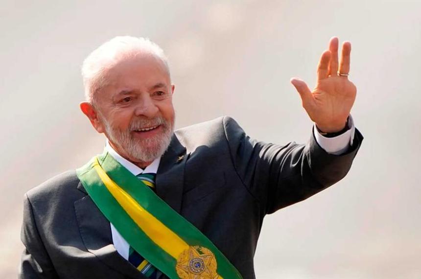 Lula lanzó una carta para conquistar el voto evangélico