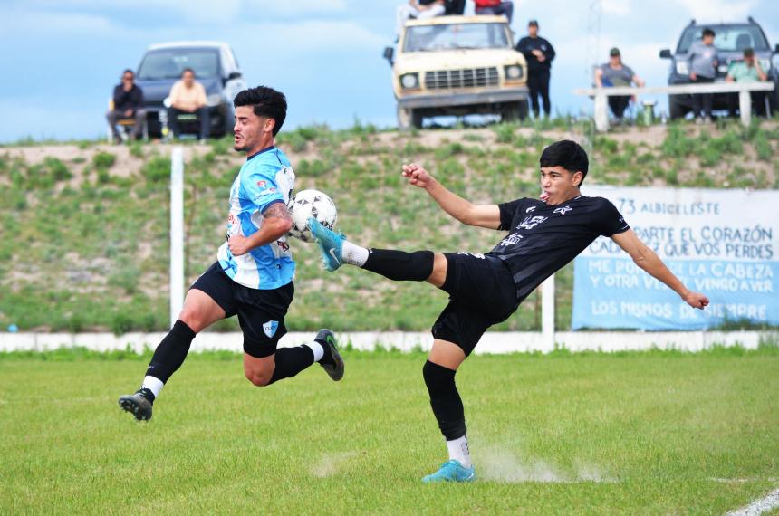 Racing de Castex se hizo fuerte en General Acha y est� en cuartos