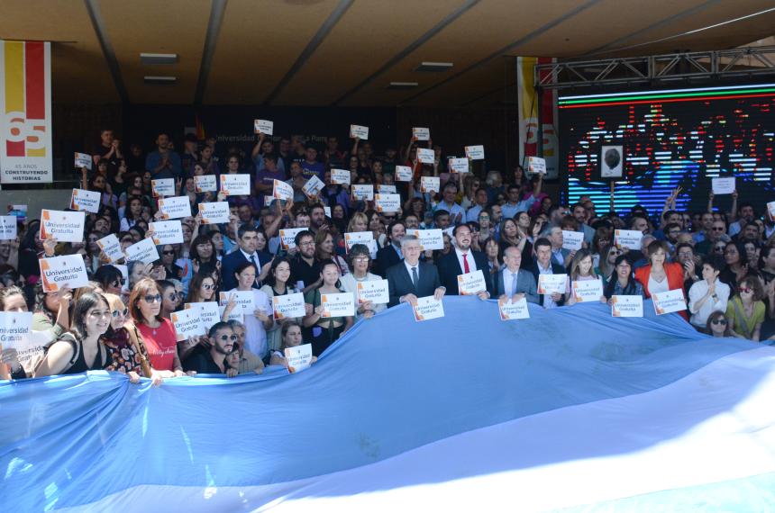 El gobernador se sumó al llamado para la quinta Marcha Federal Universitaria de este jueves