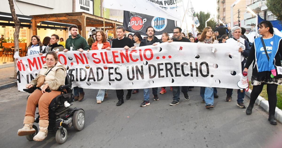 La convocatoria en Santa Rosa incluye actividades desde las 16 en la plaza San Martín y una marcha que partir� a las 1815