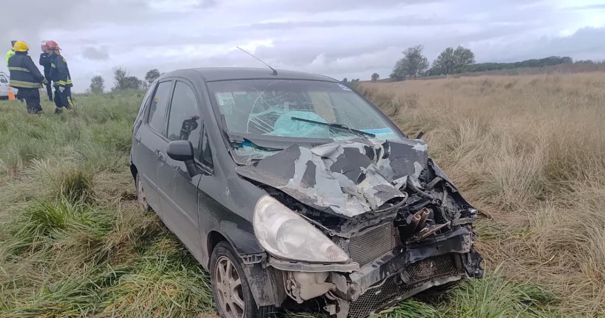 El auto era conducido por una mujer que fue trasladada al Hospital Favaloro