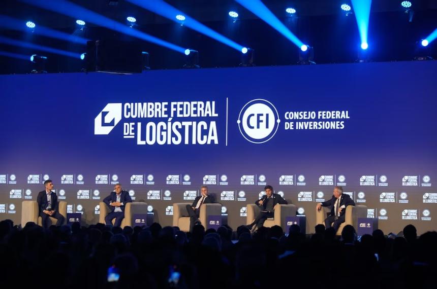 El panel de gobernadores en el que participaron Axel Kicillof Elías Su�rez Martín Llaryora y Rogelio Frigerio