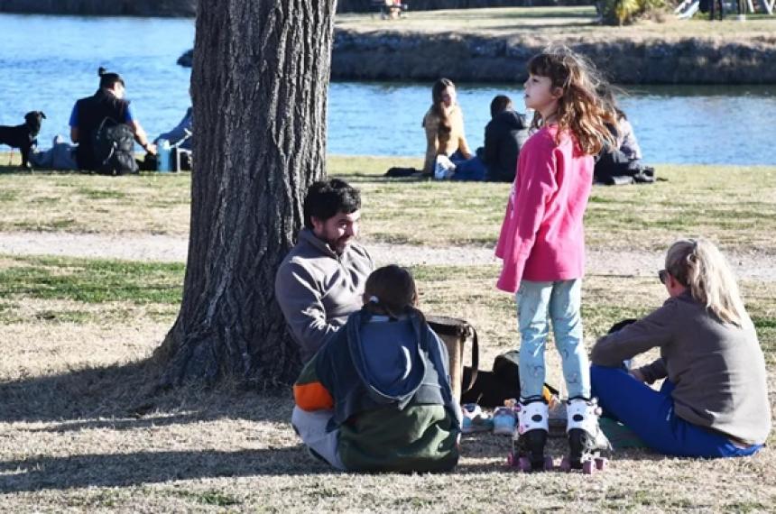La temperatura llegar� a los 16 grados por la tarde