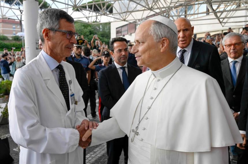 El papa León XIV ya volvió al Vaticano
