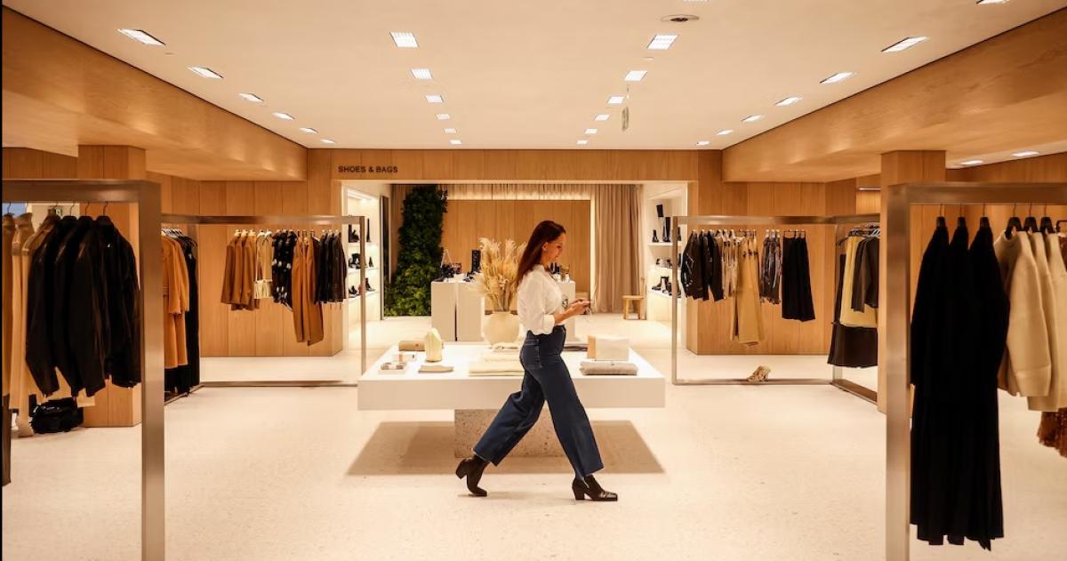 Las marcas apuestan a las promociones y los descuentos para atraer a consumidores que postergan sus compras hasta �ltimo momento