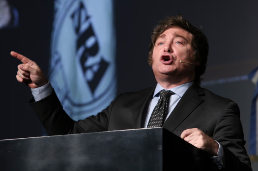 Milie apuntó al kirchnerimo por instalar la versión