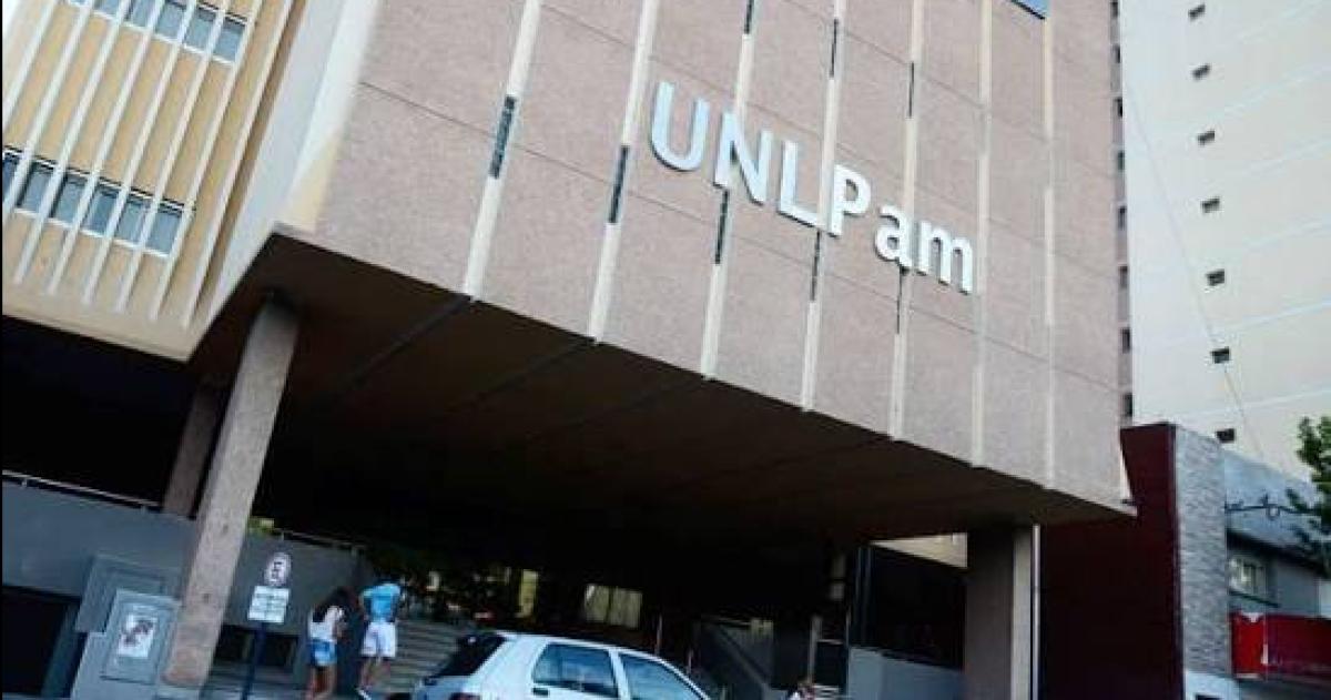 La UNLPam recibioacute 44 propuestas de extensioacuten universitaria