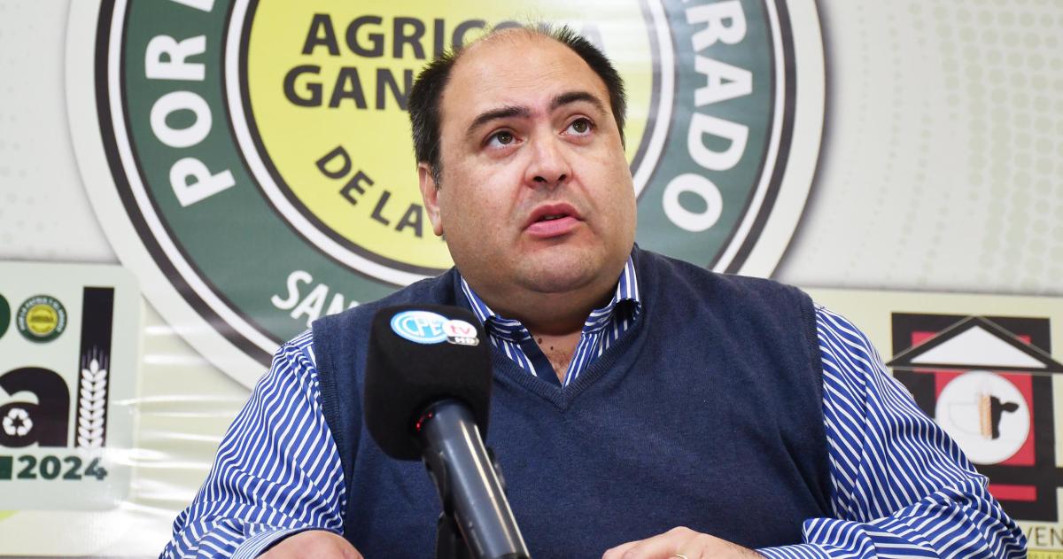 De la Iglesia da un paso al costado en la Agrícola para sumarse a la campaña libertaria