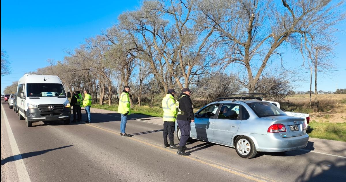 Intensifican controles en las rutas