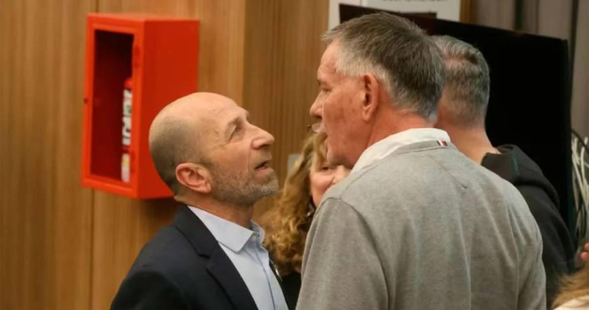 Todo comenzó cuando Castagneto le recriminó a Leone un supuesto agravio verbal
