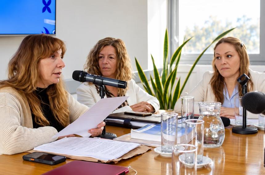 La documentación presentada re�ne el detalle pormenorizado del procedimiento y de las intervenciones de los equipos que participaron