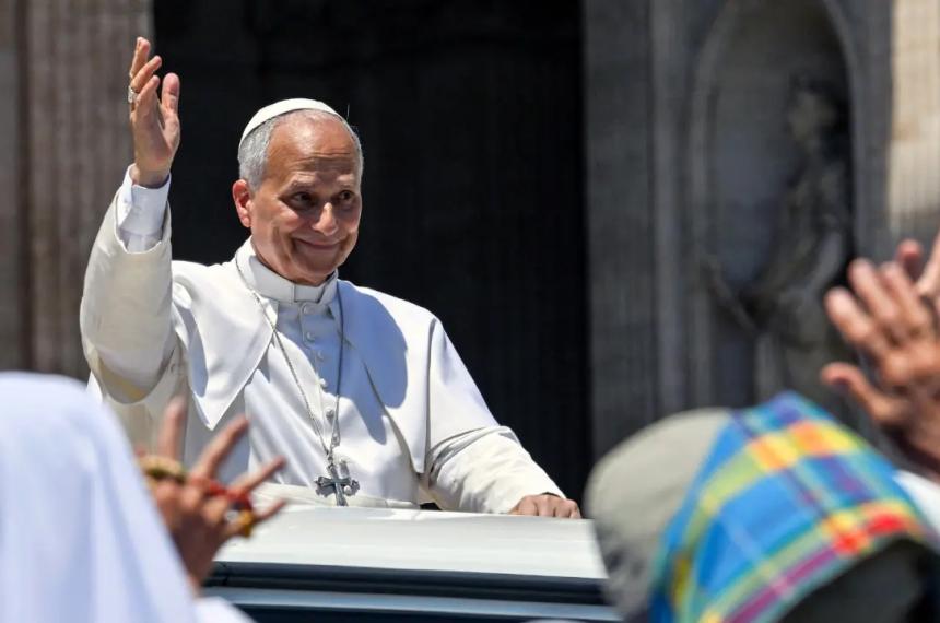 El Papa León XIV con un fuerte gesto que confirma el viaje a la Argentina