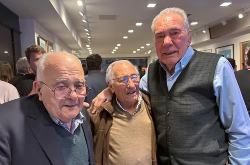 Carlos Legnani y sus amigos de la infancia de Winifreda
