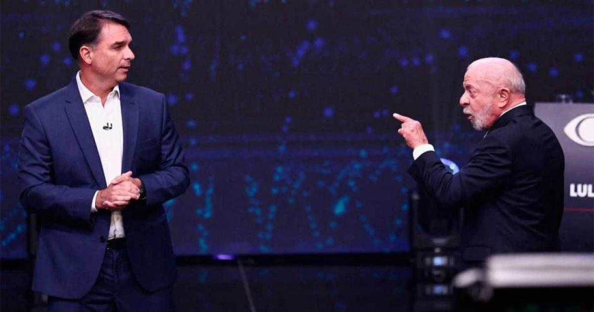 Lula y Fl�vio Bolsonaro cierran su campaña con las encuestas en empate técnico