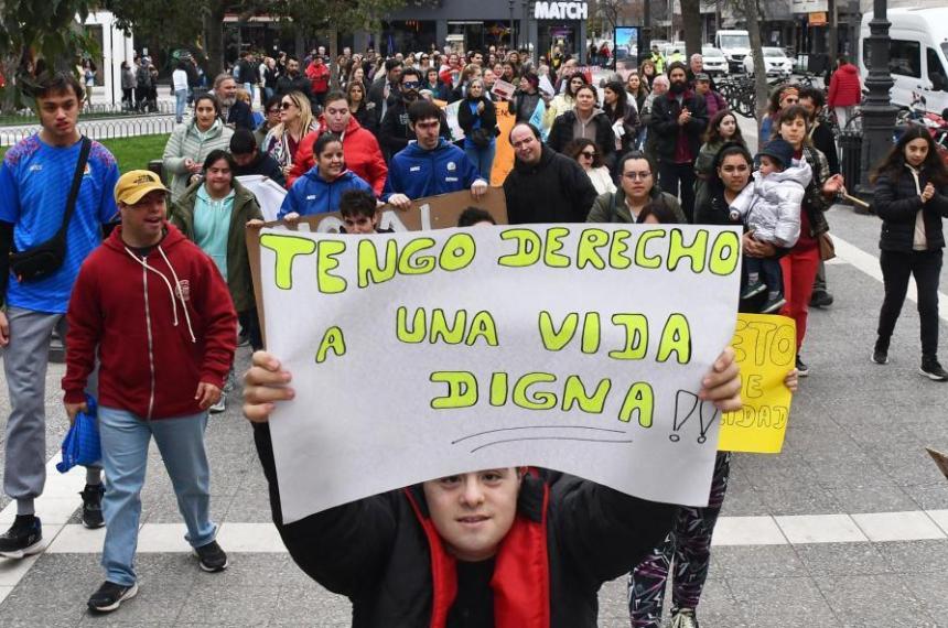 Nos pareció s�per interesante que se hayan podido agregar temas que no estaban en el primer borrador y que son importantes sostuvo Poggio