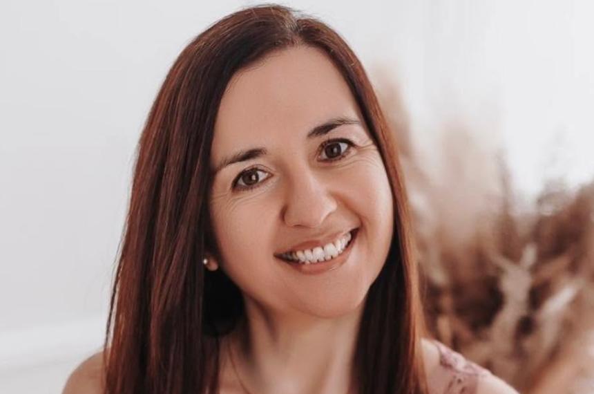 La medium Lorena Perelló en una de sus conferencias