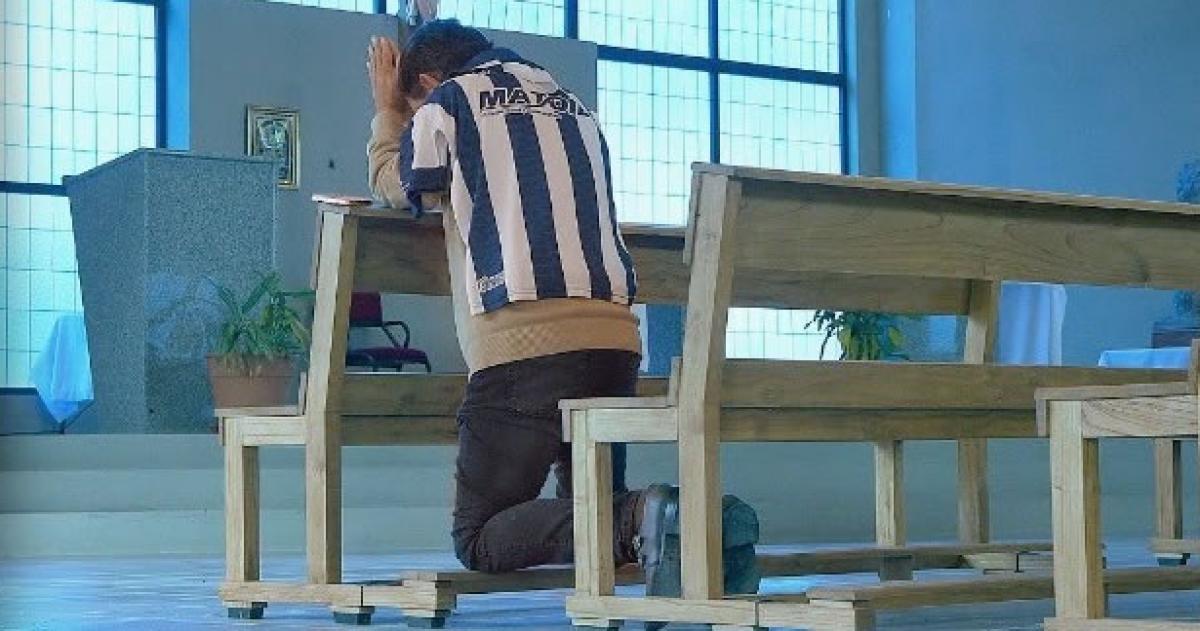 Uno de los atractivos de las historias recopiladas es la posibilidad de regresar a través del relato a escenarios que fueron transform�ndose o directamente desaparecieron