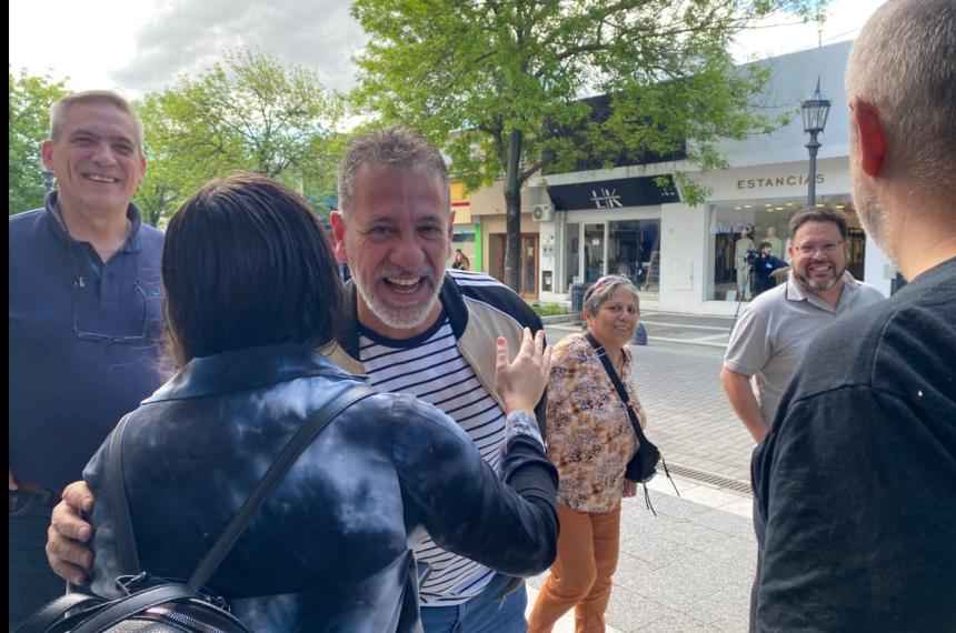 El ministro Pascual Fern�ndez uno de los primeros en llegar al encuentro