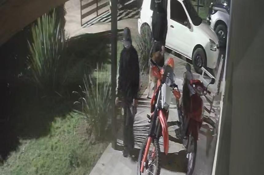 La policía investiga si son dos o tres los implicados en los robos