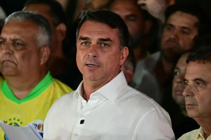  El Gobierno argentino dijo que la documentación estaba en regla pese a la restricción para salir de Brasil