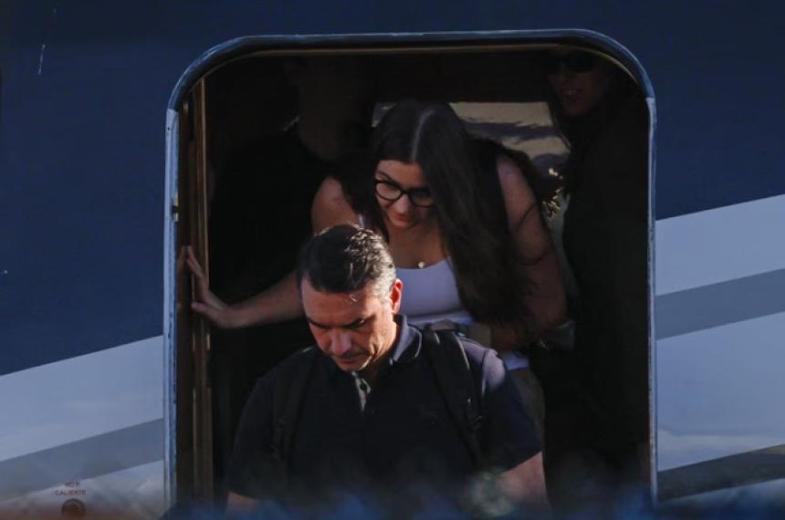 Bolsonaro y su familia arribó este miércoles a Miami