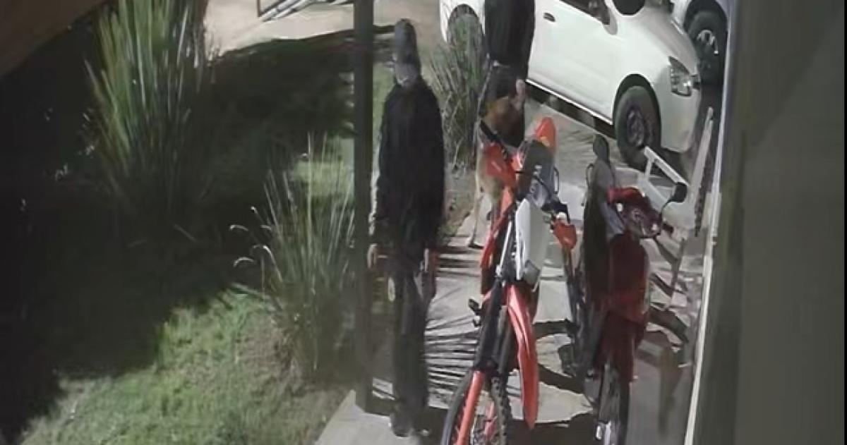 La policía investiga si son dos o tres los implicados en los robos