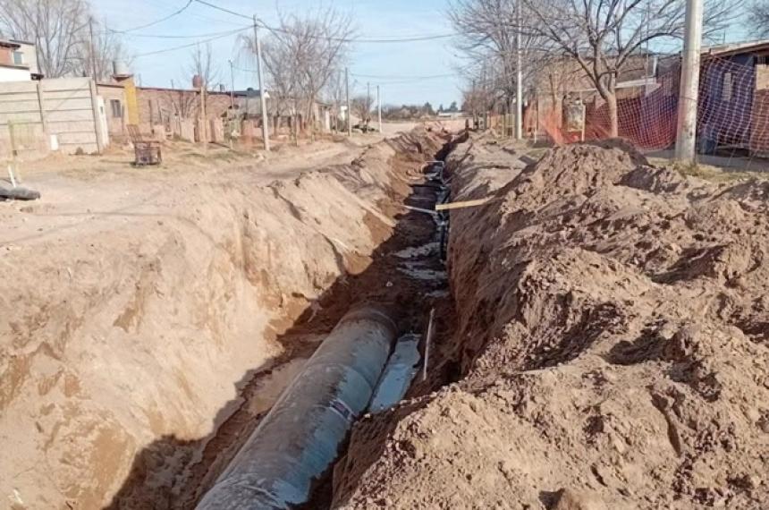 El costo de la obra asciende aproximadamente a 800000 dólares