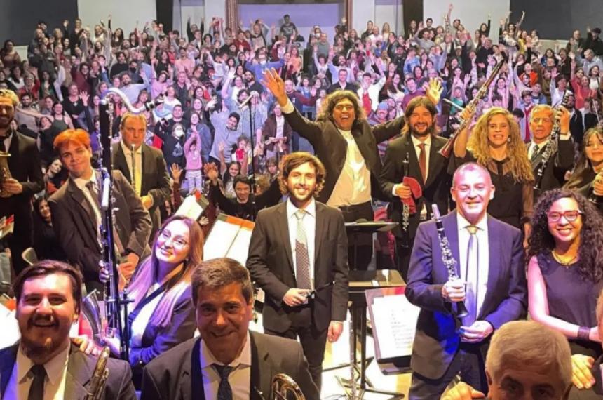 La presentación forma parte de la gala de octubre