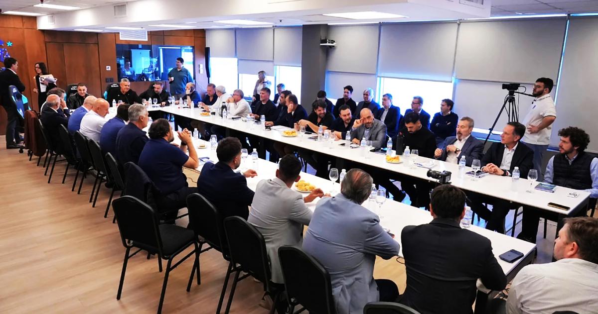 River votó en contra y Estudiantes no se presentó El f�tbol argentino vuelve a dar un giro