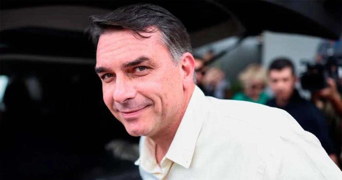 El desplazamiento de Bolsonaro hacia la Florida se concretó apenas tres días m�s tarde de haber sido derrotado en el balotaje presidencial