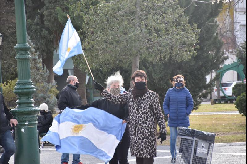 marcha anti cuarentena 12