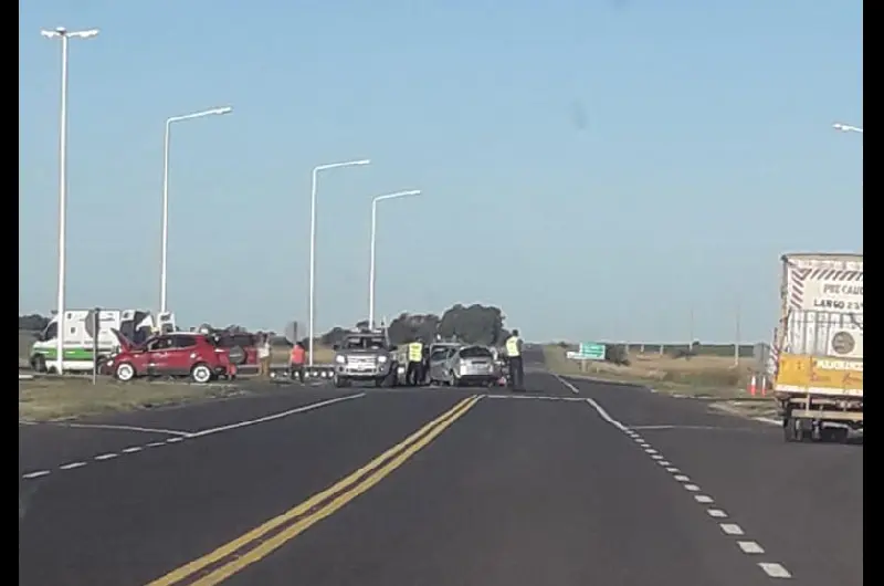 Triple choque en el cruce de las rutas 7 y 10 :: El Diario de La Pampa