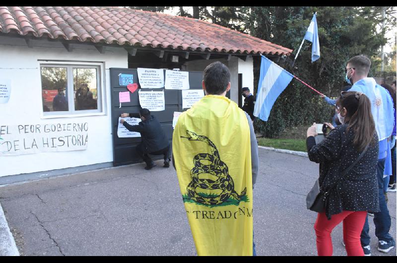 caravana de los covidiotas 477