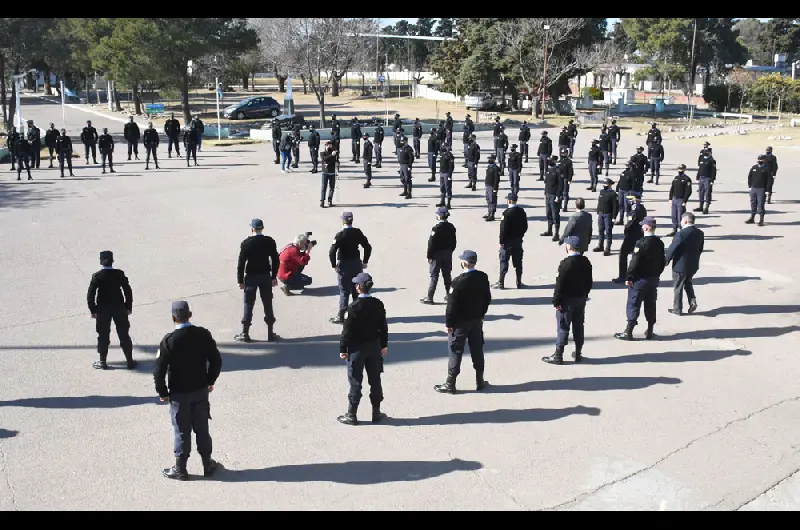 di napoli lara policia 2