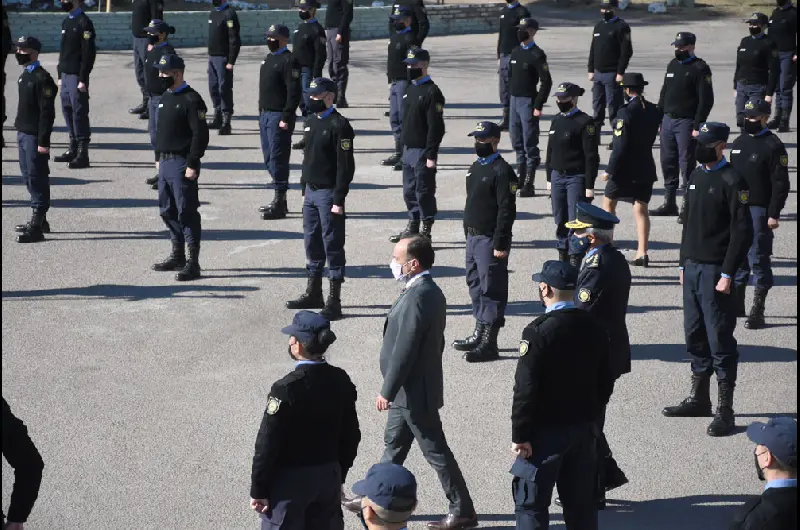 di napoli lara policia 3