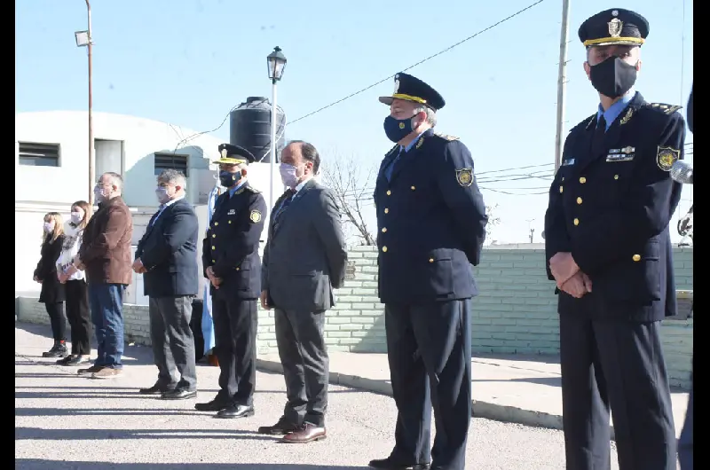 di napoli lara policia 7