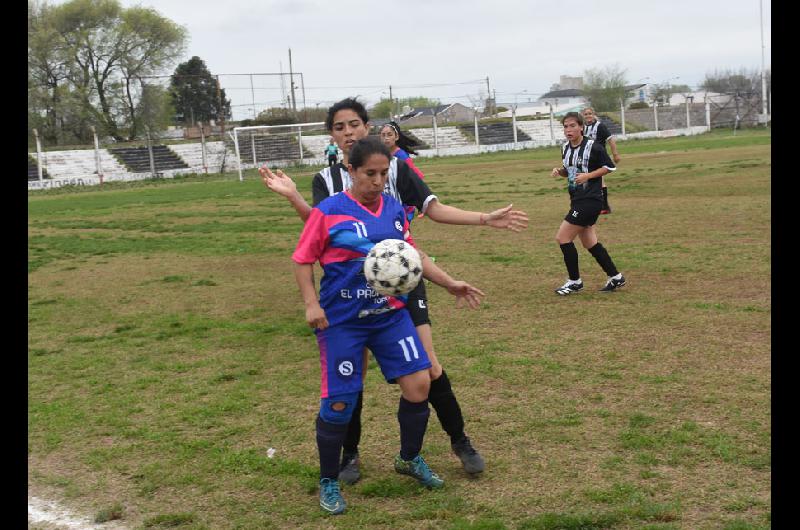 futbol femenino santa rosa sarmiento 84