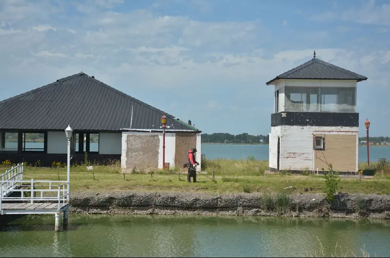 laguna isla limpieza 3