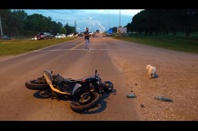 Moto choque Pueblo Nuevo